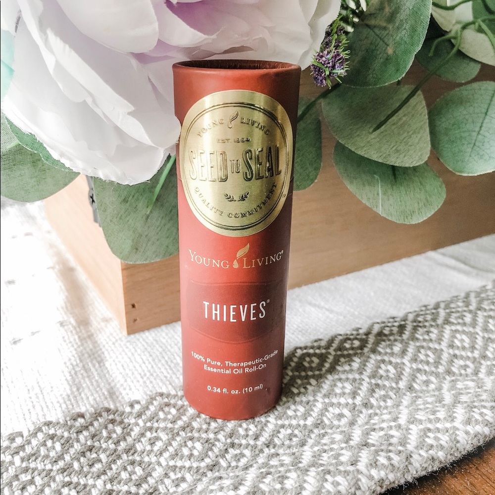 Thieves Roll On 10ml